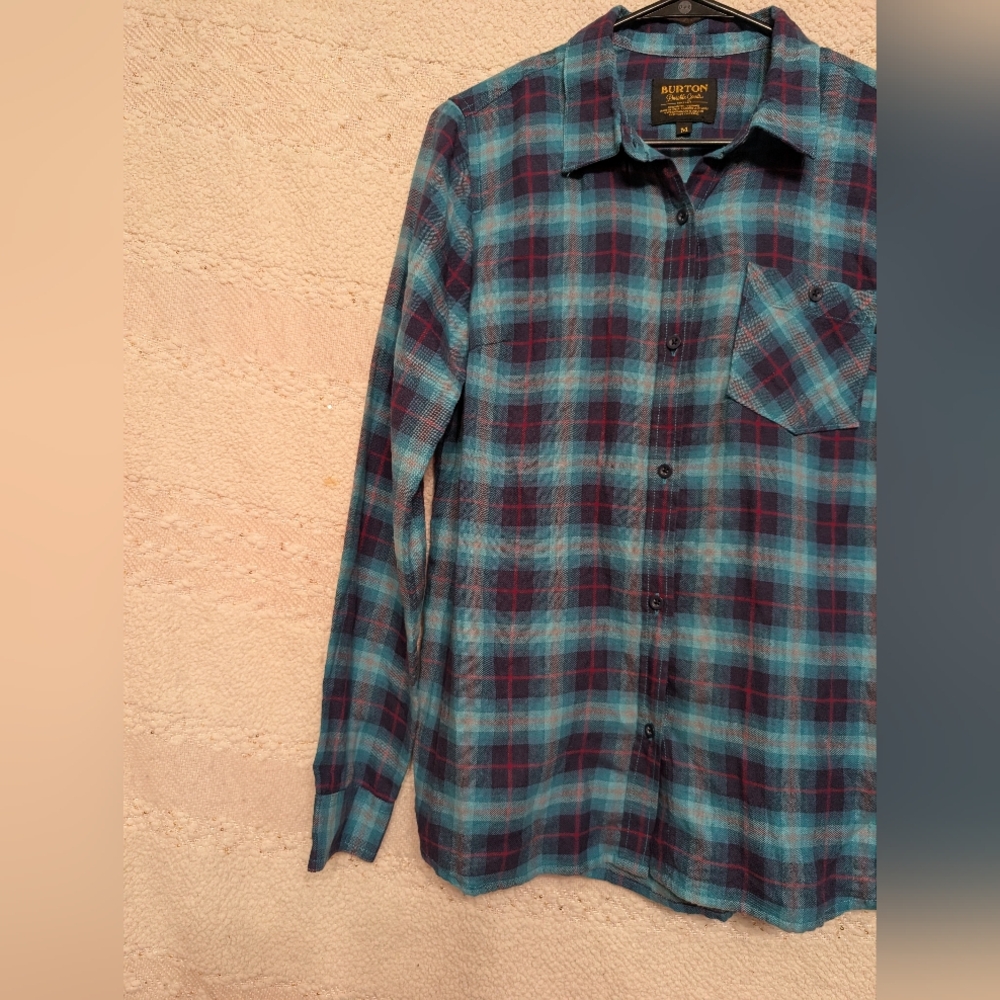 Burton Women's WB Grace Woven Jaded Haze Plaid 100% Cotton Size M BNWT - Picture 2 of 11
